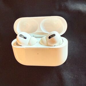 Apple AirPods Pro 1